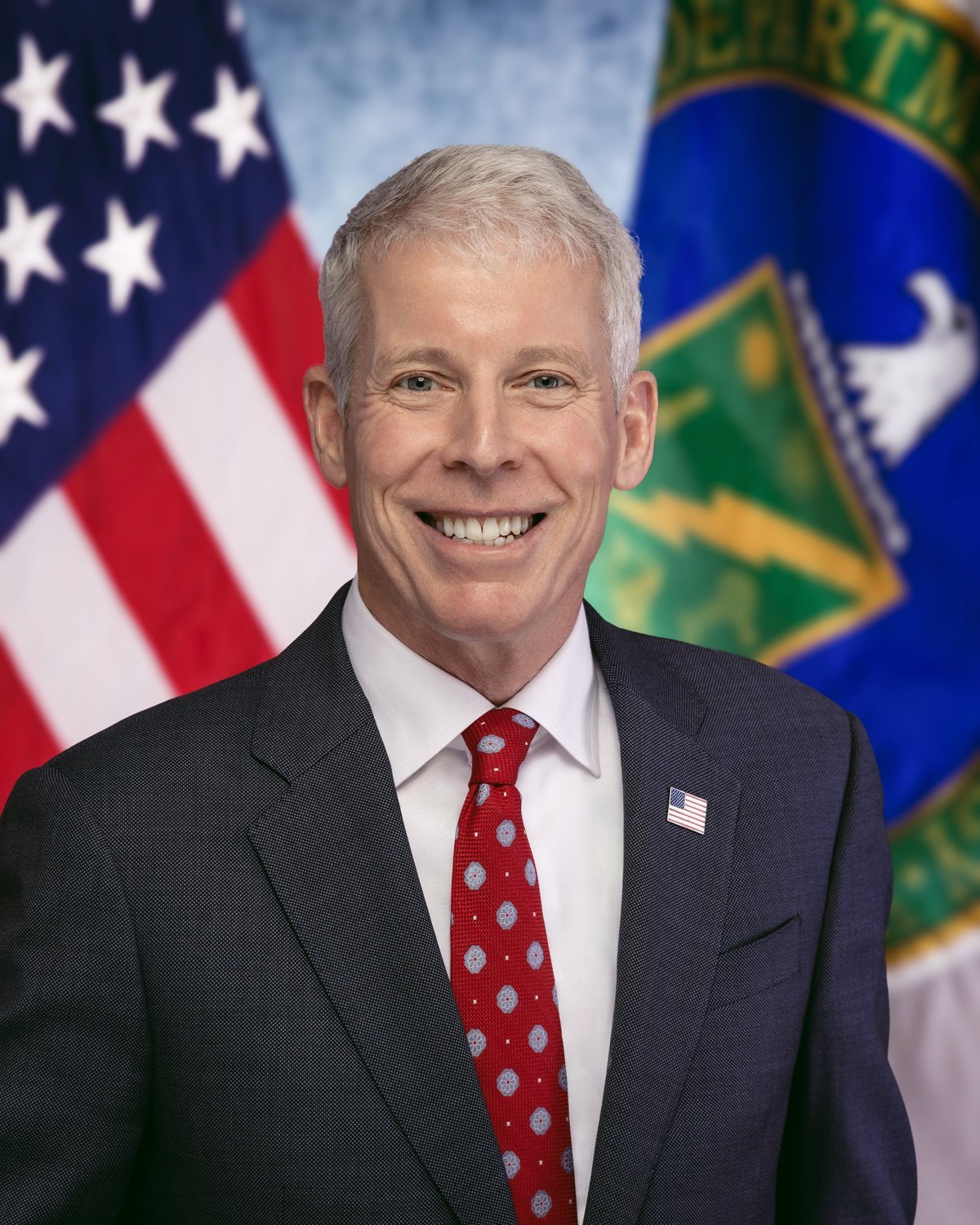 Official portrait of U.S. Energy Secretary Chris Wright